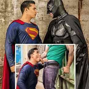 Superman fode batman em versão gay