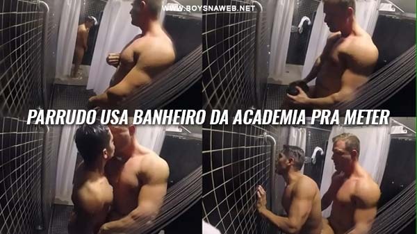 parrudo usa banheiro academia para sexo gay amador