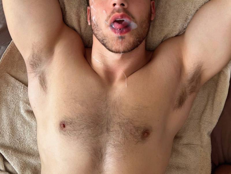 namorado do doutor goza farto na boca